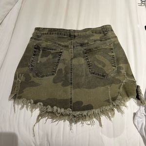 Dance & Marvel Camouflage Skirt (Size Small)